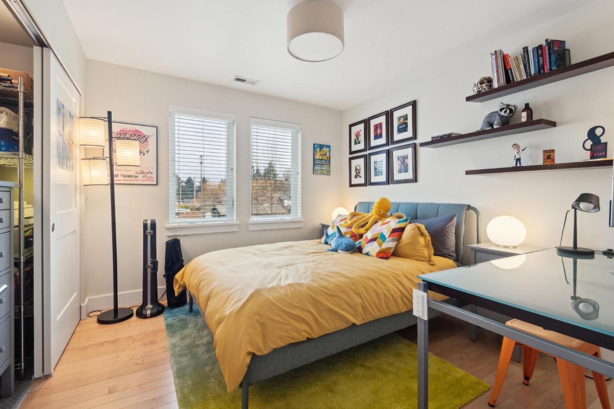 Spacious Family Retreat - Media & Patio Seattle