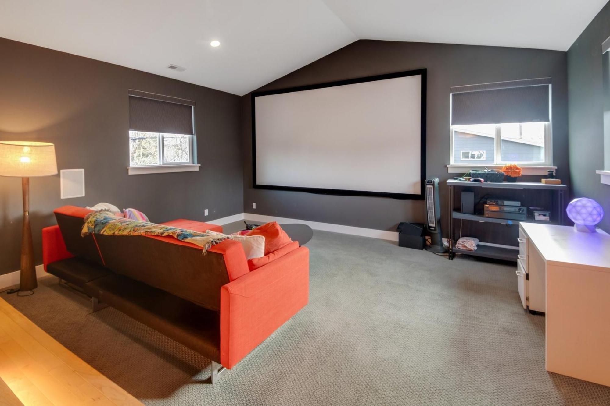Spacious Family Retreat - Media & Patio * Seattle